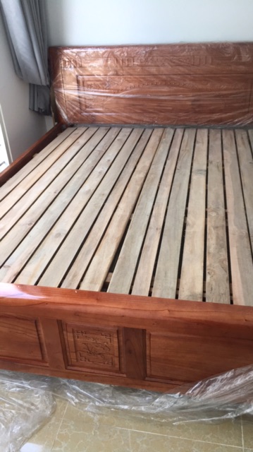 Giường gỗ giá rẻ