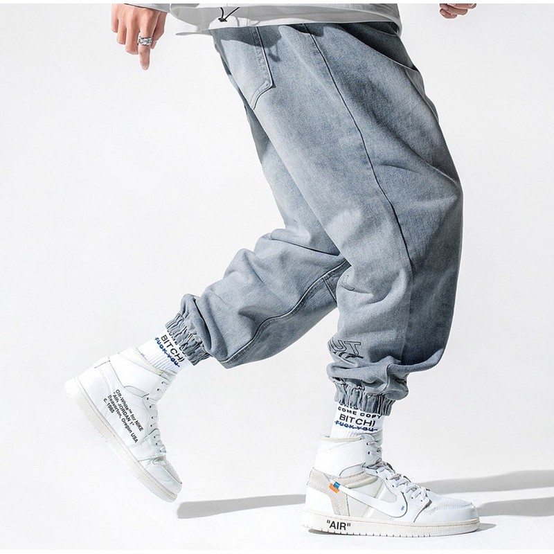 Quần jean OT dáng baggy, wash nhẹ, chất liệu cotton mỏng nhẹ mặc thoải mái | BigBuy360 - bigbuy360.vn