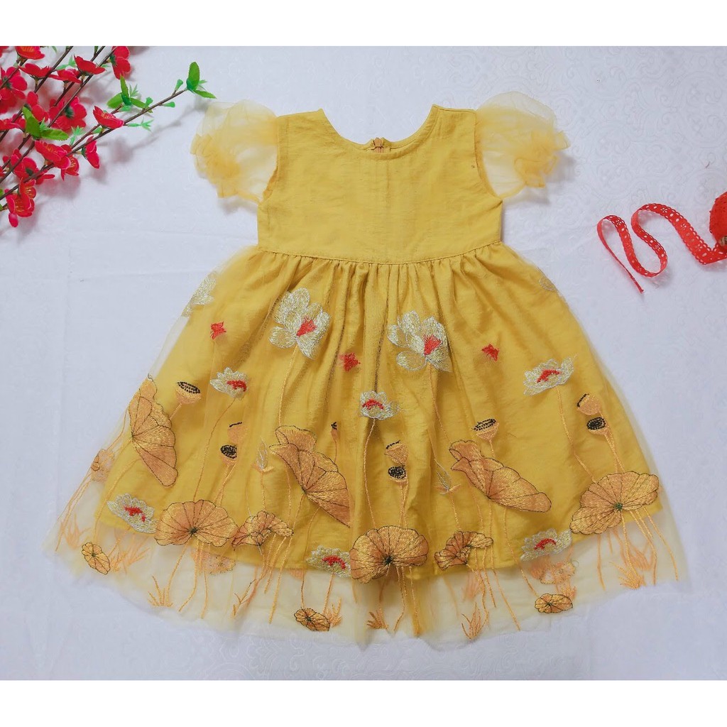 Váy bé gái thêu hoa sen vàng 2 - 10 tuổi