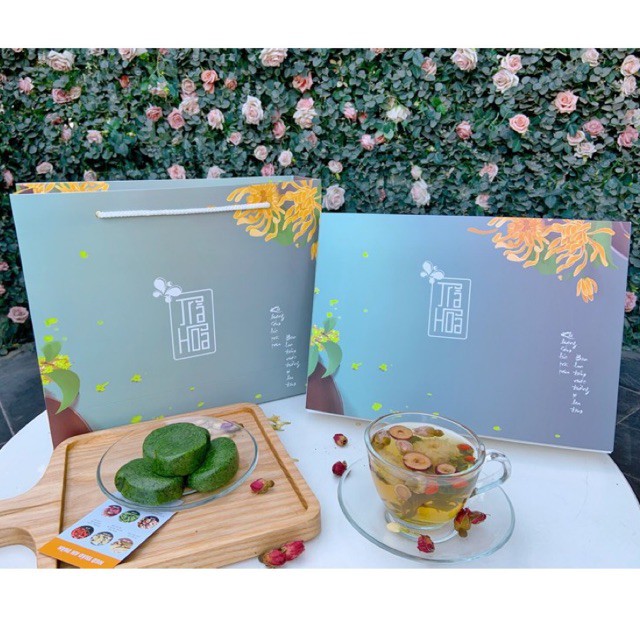 SET TRÀ 30 GÓI BLUEDAISY( TẶNG BÌNH THUỶ TINH)