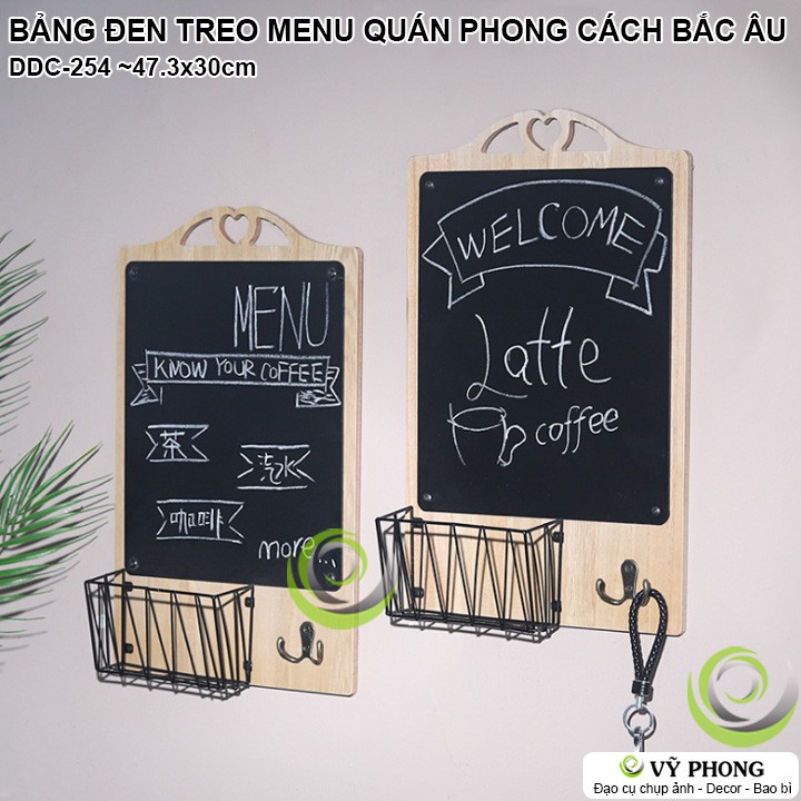 BẢNG ĐEN TREO PHỤC CỔ PHONG CÁCH ÂU CÓ RỔ VÀ MÓC BẢNG TRANG TRÍ MENU QUÁN ĂN CÀ PHÊ DDC-254