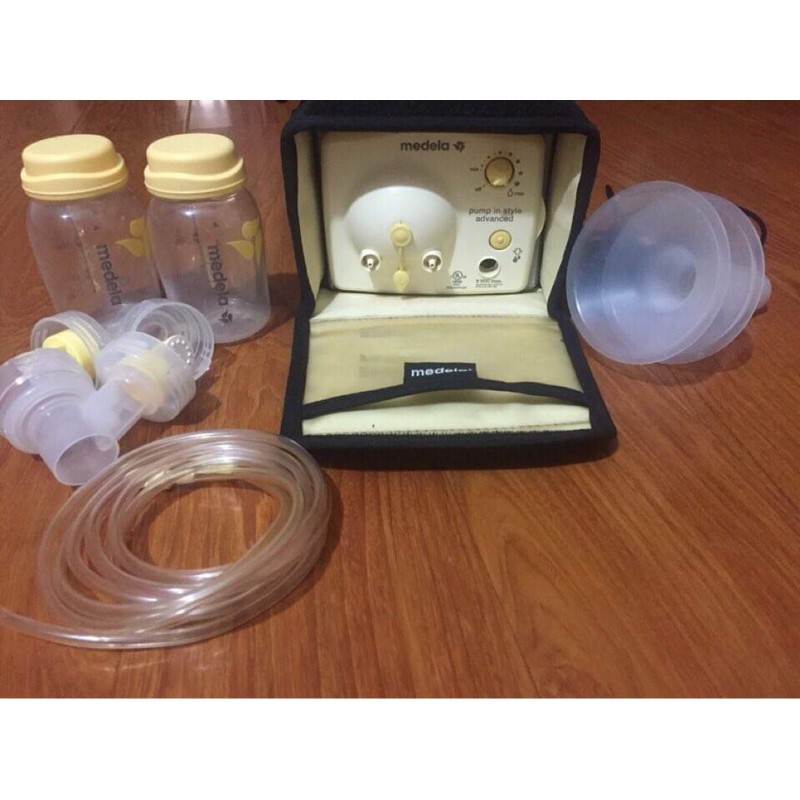 Máy hút sữa Medela Pump có bảo hành