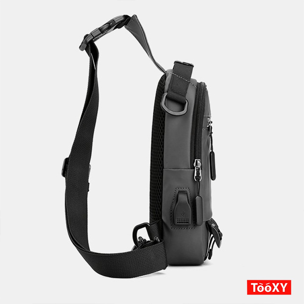 Túi đeo chéo nam vải Polyester kháng nước tích hợp cổng sạc USB tiện dụng TX01