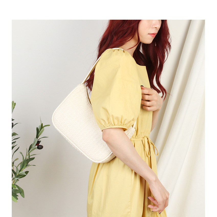 (HotTrend) Túi Nữ Kẹp Nách Phong Cách Vintage Chất Cói Phối Quai Da Độc Đáo C936