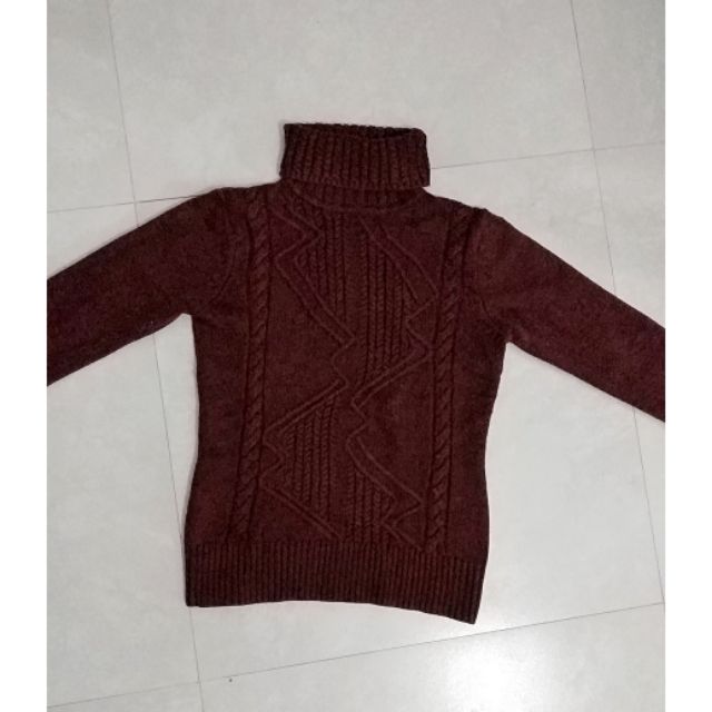 Thanh lý áo len cổ gập cao xoắn vặn thừng đẹp, màu sang size M used