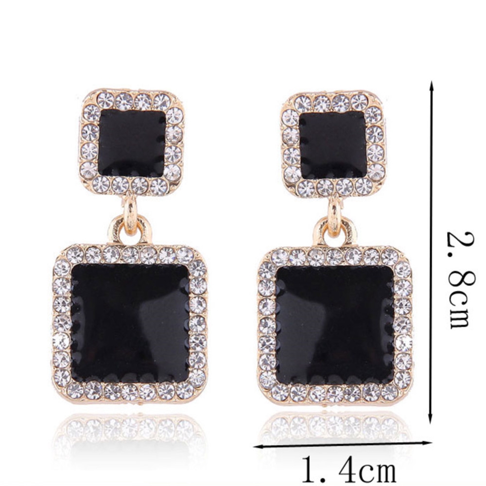 Bông tai mặt hình ngôi sao năm cánh/ tròn đính kim cương giả thời trang Hàn Quốc