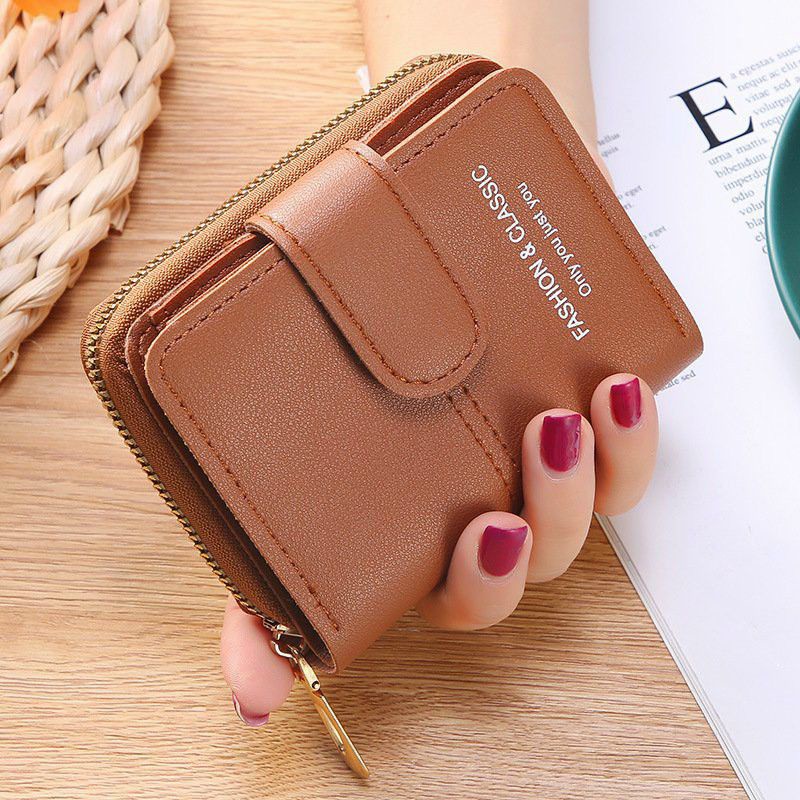 Ví mini nữ cầm tay khoá kéo hàng đẹp giá tốt kiểu dáng thời trang đơn giản in chữ nhiều ngăn tiện dụng