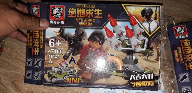 Lắp ráp 1hộp Lego Battergruond 47105 có nhiều chi tiết