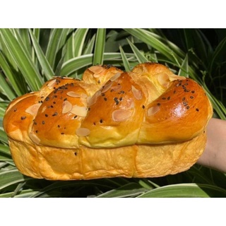 BÁNH BÔNG LAN PHÔ MAI TAN CHẢY