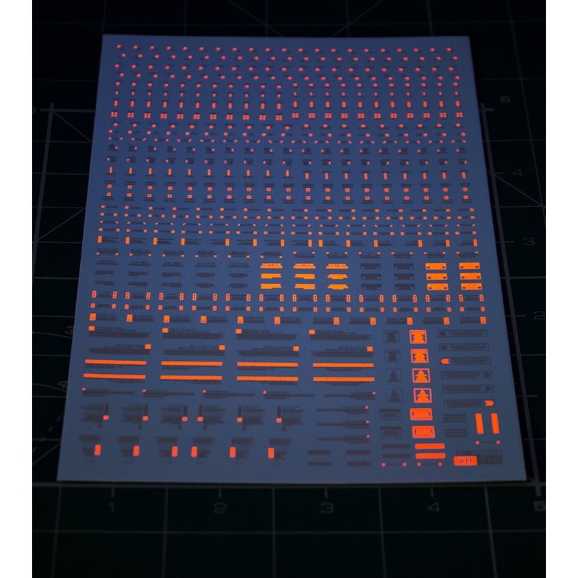 Miếng Dán Cảnh Báo Dạ Quang Dạng Trượt Nước Độc Đáo evo rb01