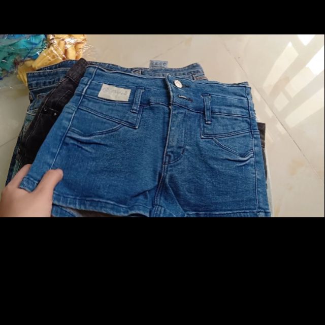 Quần short nữ