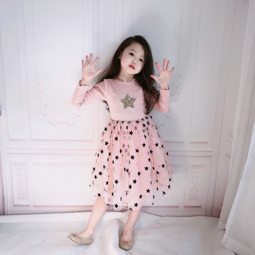 Váy bé  gái liền chân chất cotton hình sao lấp lánh