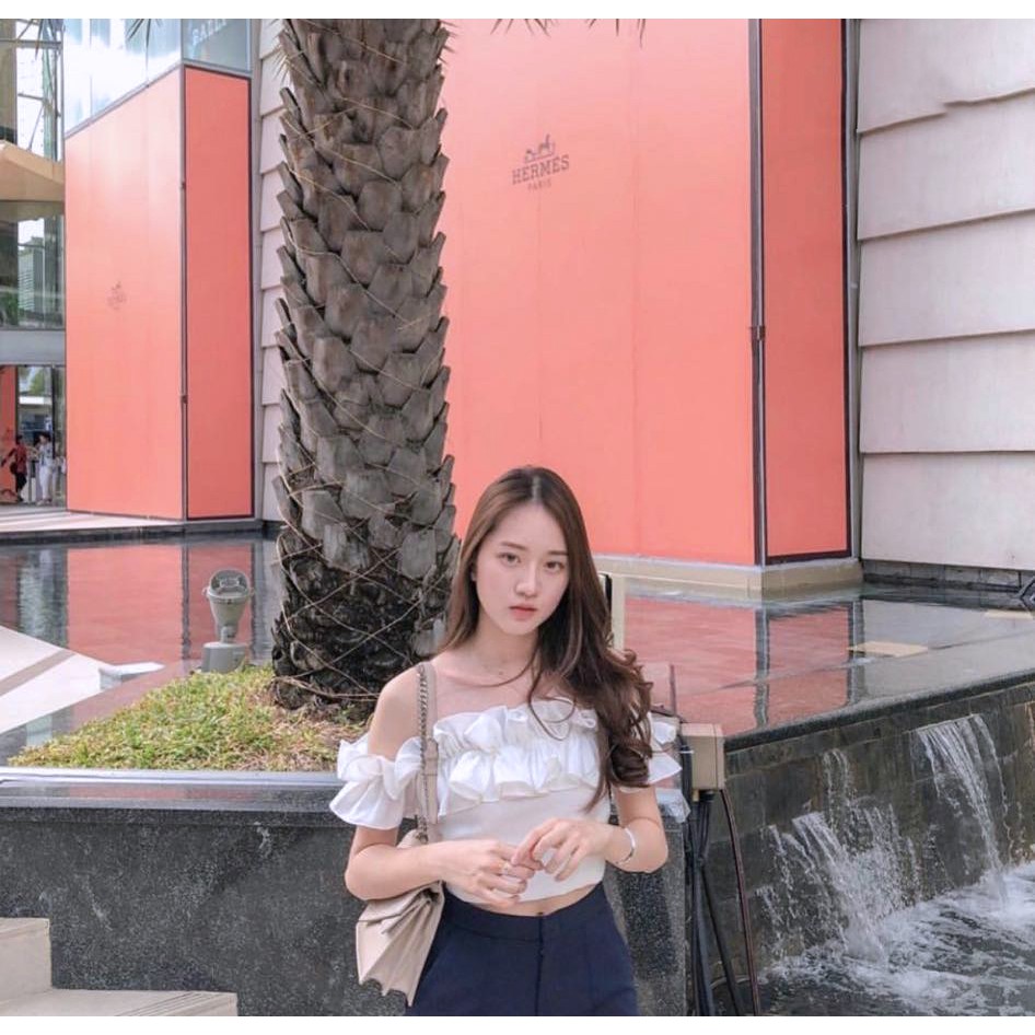 [⚡𝑺𝒂𝒍𝒆] Áo trễ vai nhún bèo crop_top_tre_vai | BigBuy360 - bigbuy360.vn