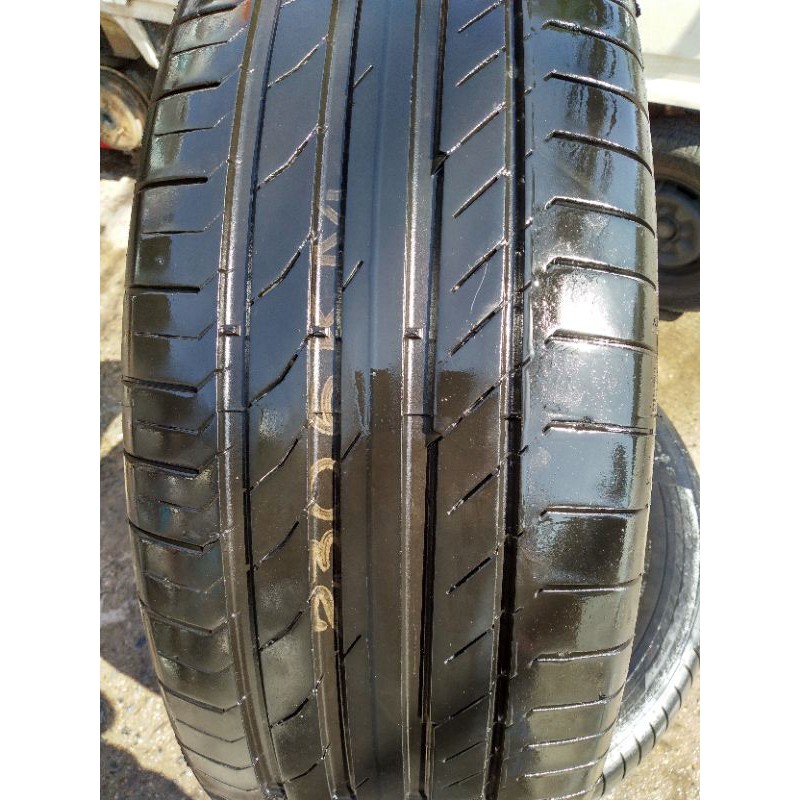 235/60r18.continental