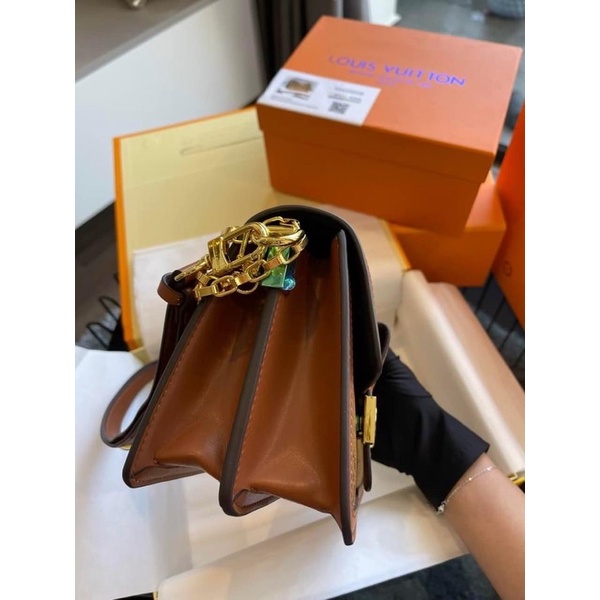 Túi xách Lv 2 dây dáng cặp