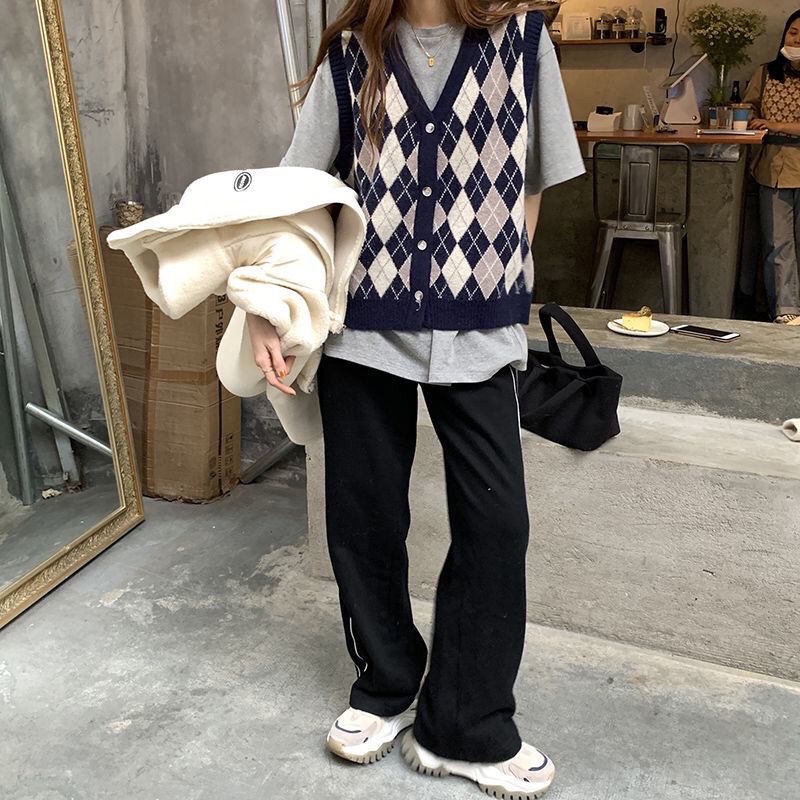 Áo khoác cardigan cổ chữ V đính đá họa tiết sọc caro mới xuân thu 2021