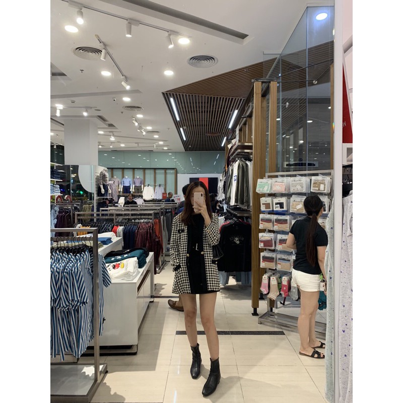 Blazer tuyển VIP