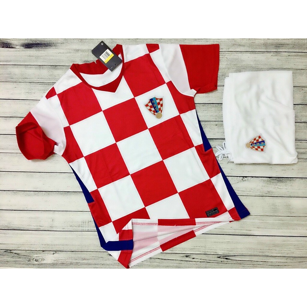 Bộ quần áo đá bóng đội Croatia vải thun cao cấp