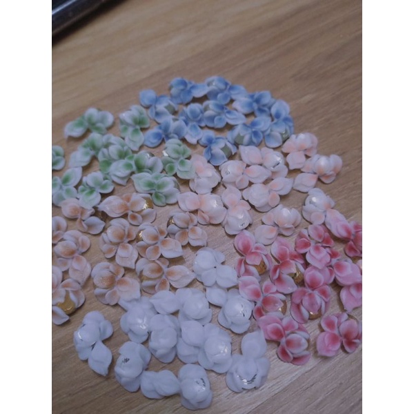 Hoa bột nail /hoa tay nhụy đá khối