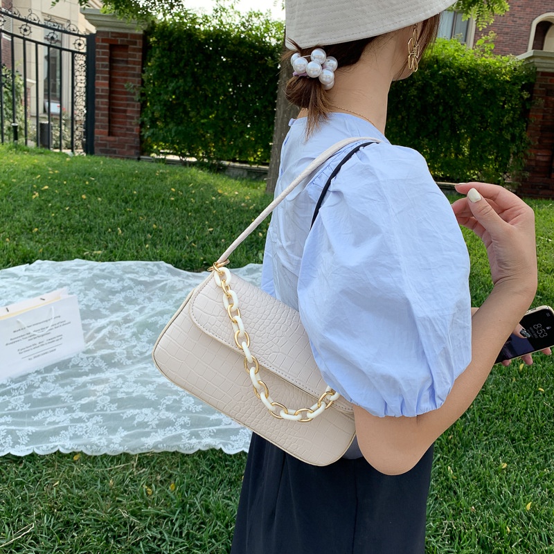 Túi đeo vai IELGY dây xích xách tay dễ phối đồ thời trang retro