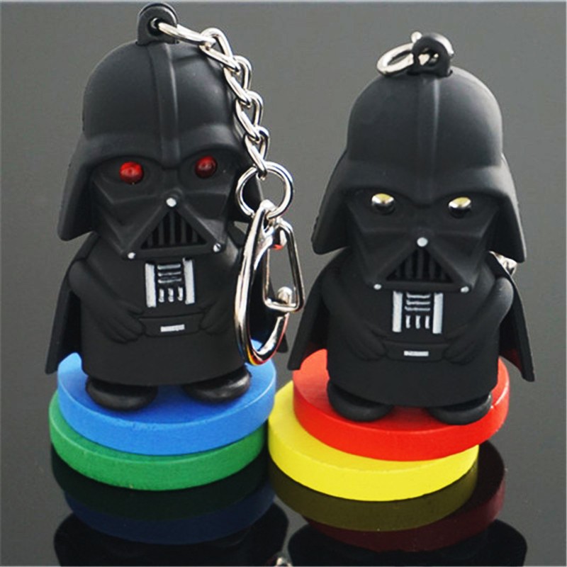 MÓC KHÓA CHIẾN BINH STAR WAR DARTH VADER SIÊU NGẦU CÓ ĐÈN LED TRONG PHIM CHIẾN TRANH GIỮA CÁC VÌ SAO