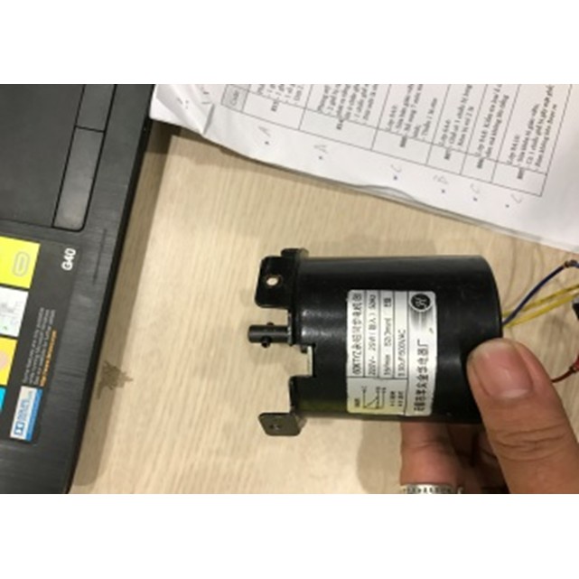 MOTO MÀN CHIẾU ĐIỆN