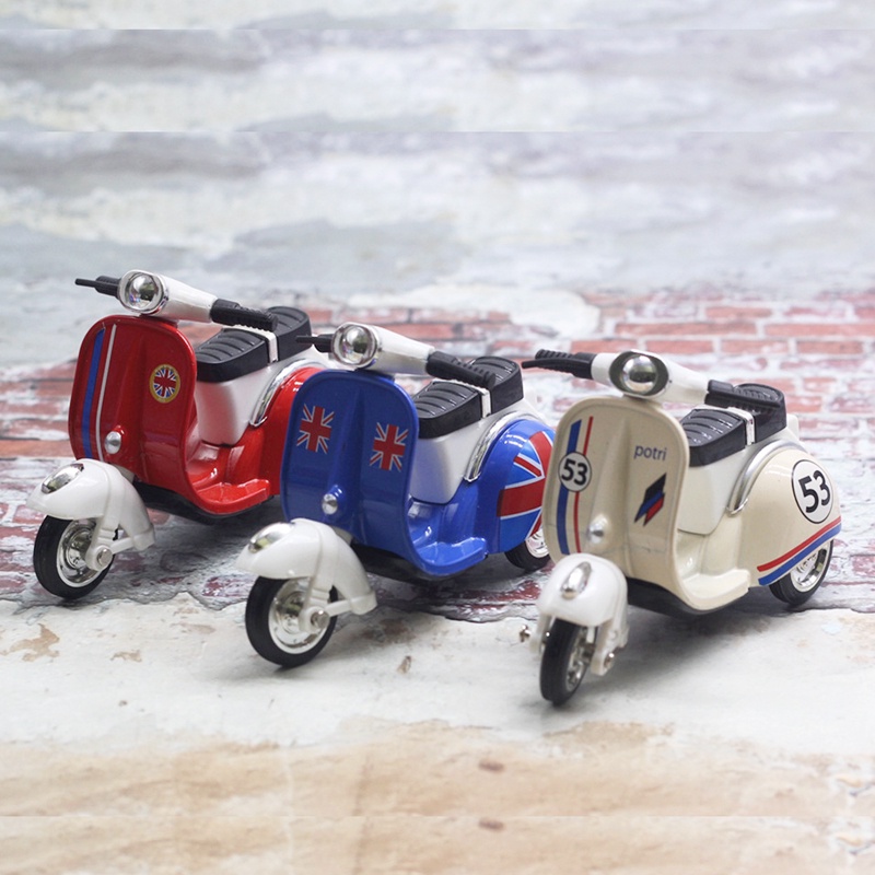 Mô Hình Xe Vespa Phong Cách Retro Sống Động