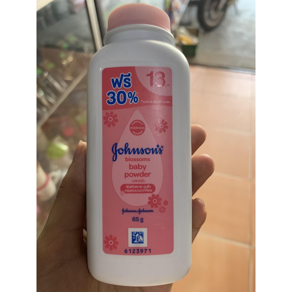 Phấn rôm JOHNSON'S Baby Powder va narak Thái Lan