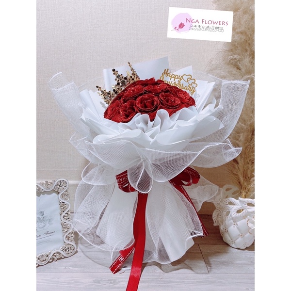 Bó Hoa Nhũ 20 Bông Kèm Vương Miện