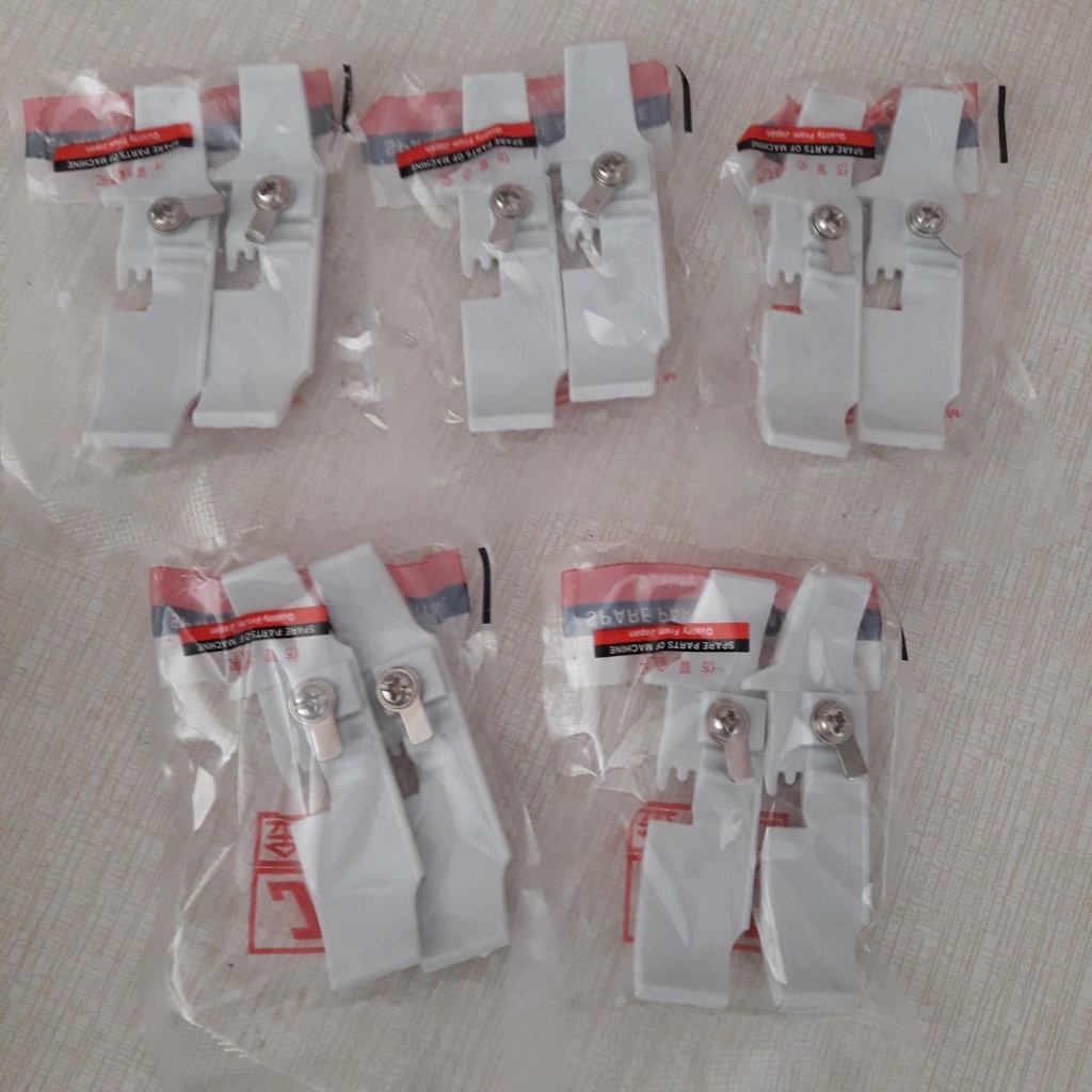 Đế chân vịt nhựa máy vắt sổ công nghiệp 4 chỉ