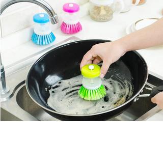 Bàn chải rửa chén có chỗ đựng xà phòng nhỏ gọn tiện lợi