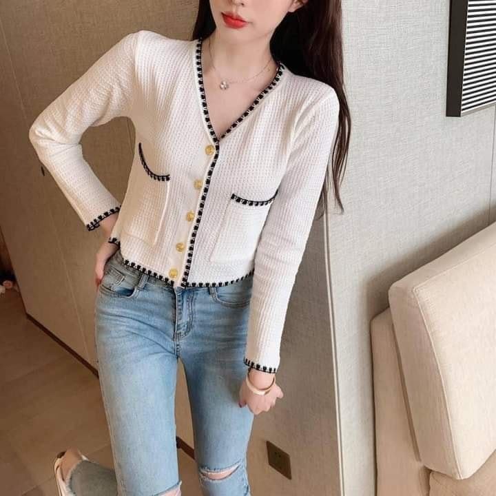 Áo Cardigan Dài Tay Cổ V Vải Dệt Kim Dáng Croptop 2 Màu Đen, Trắng Phong Cách Thời Trang Hàn Quốc Ulzzang