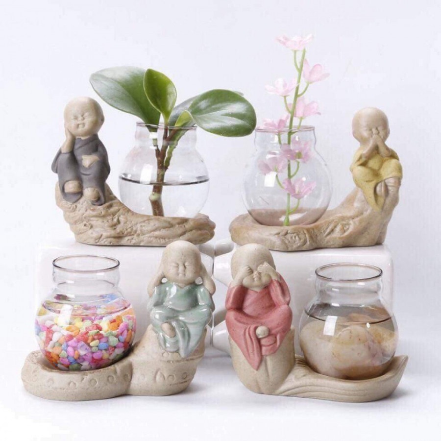 Bộ tượng 4 chú tiểu kèm lọ hoa thủy tinh, bộ 4 tượng tứ phật trang trí nhà cửa, xe oto