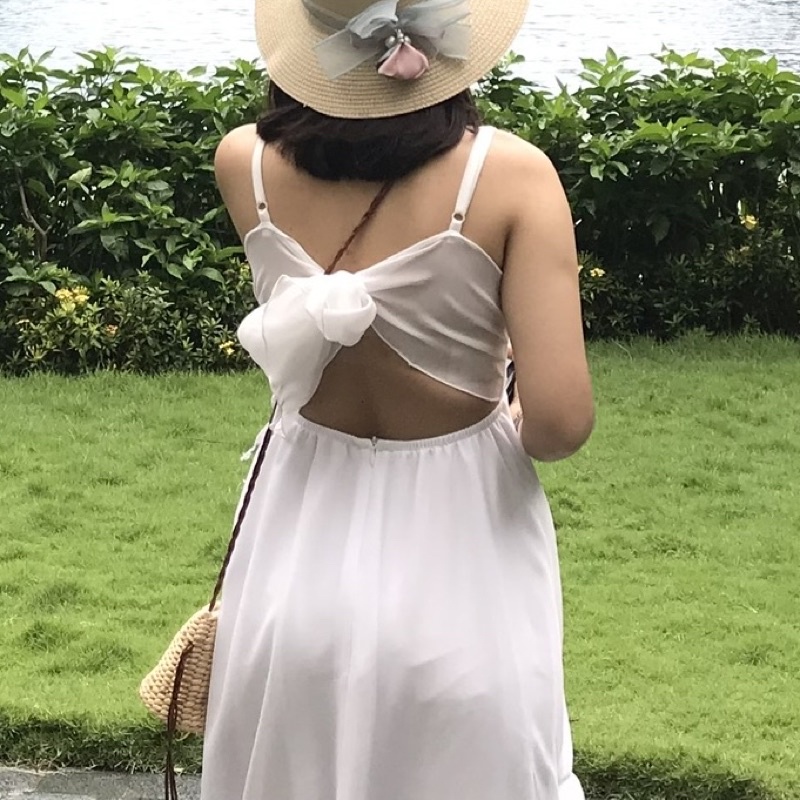 PASS ĐẦM XÒE MÀU TRẮNG LƯNG NƠ-1