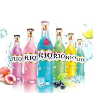Một chai nước Cocktail trái cây Rio Hongkong chai thủy tinh 275ml