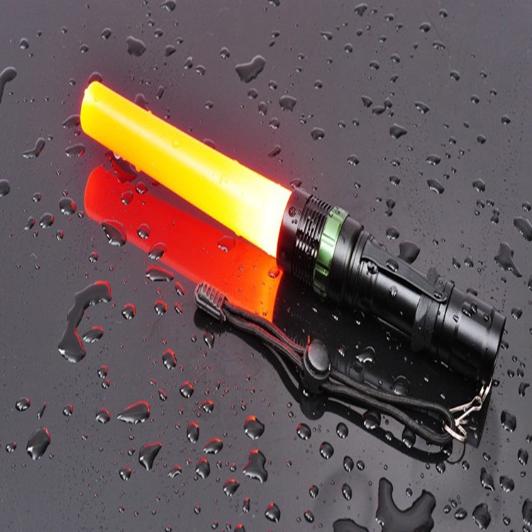 Đèn pin siêu sáng với 3 chế độ sáng có ống cam điều khiển cảnh báo an toàn