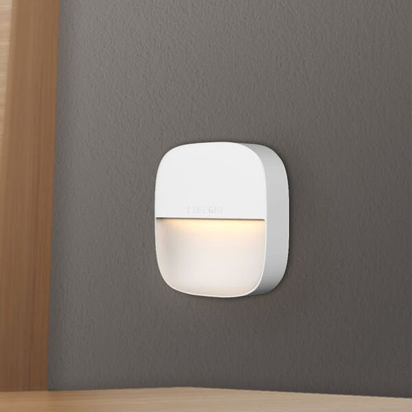 Đèn cảm biến thông minh Plug-In Night Light