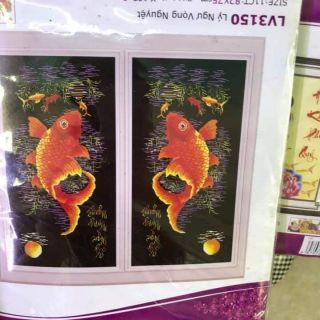 Tranh thêu lý ngư vọng nguyệt kt 82x75