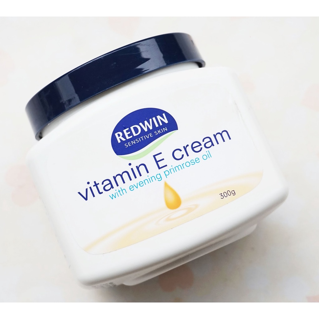 Kem dưỡng ẩm VITAMIN E Redwin Cream (hũ 300gr) Úc