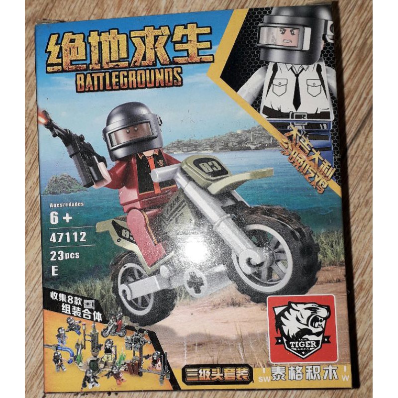 Lắp ráp 1 hộp LegoBattleguonds 47112 có nhiều chi tiết