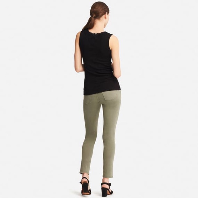 Quần legging lửng Uniqlo