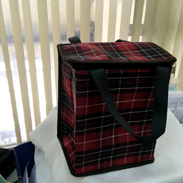 Túi giữ nhiệt loại lớn hình hộp vải dù 22x12x26cm. TX83