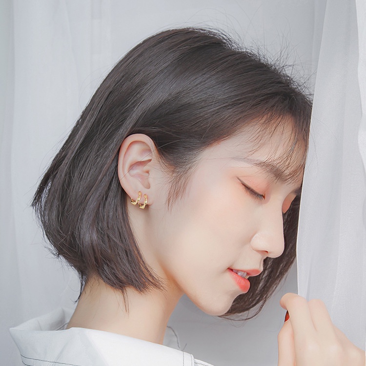 Đôi bông tai tạo hình độc đáo cho nữ