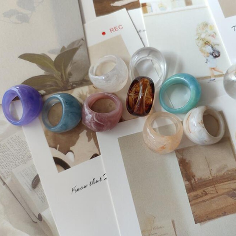 1 nhẫn hình học đơn giản cổ điển không đều nhau bằng nhựa acrylic thiết kế ấn tượng