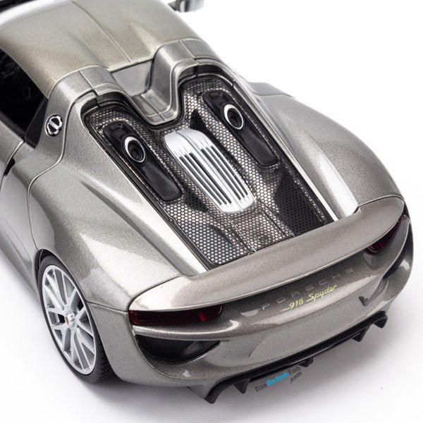 Mô hình xe Porsche 918 Spyder 1:24 Welly