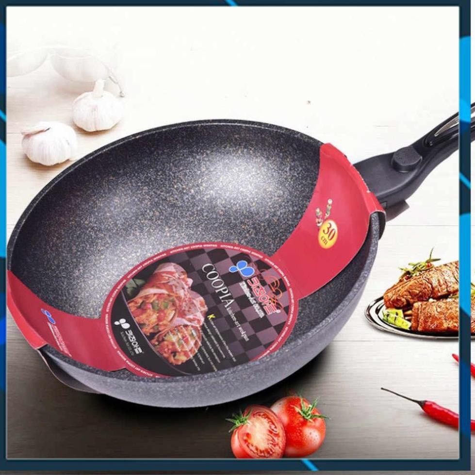 Chảo chống dính siêu bền đá sâu Coopia Hàn Quốc có nắp kính size 32cm, Cán Chảo được làm từ nhựa Bakelite chống cháy