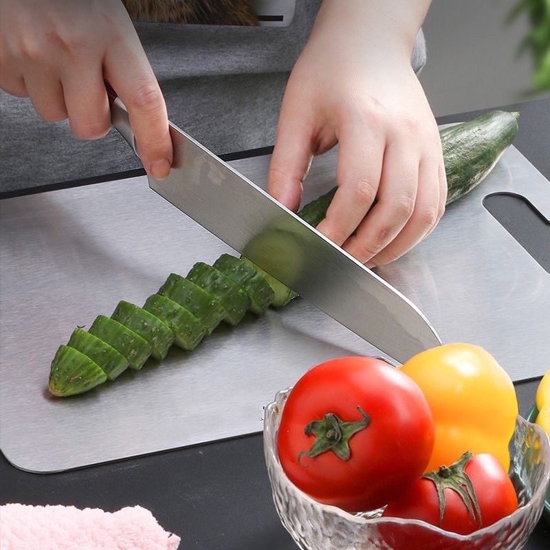 Thớt inox 304 chống ẩm mốc độc hại ,kháng khuẩn an toàn không trơn khi sử dụng