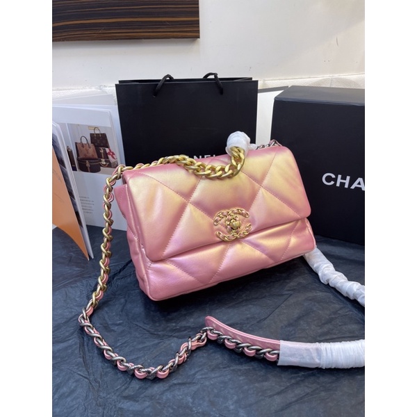 Túi 19 nhũ hồng da mềm nắp gập size 26cm
