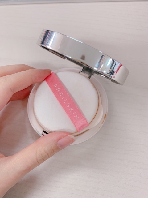 [Chính hãng] Phấn Nước Siêu Mỏng Nhẹ Cho Lớp Nền Tự Nhiên April Skin Magic Essence Shower Cushion SPF 50+ | BigBuy360 - bigbuy360.vn