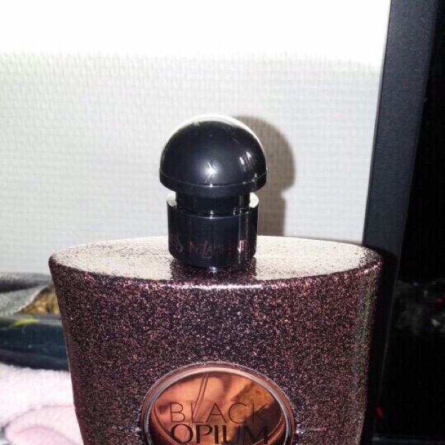 nước hoa nu Black Opium 90ml